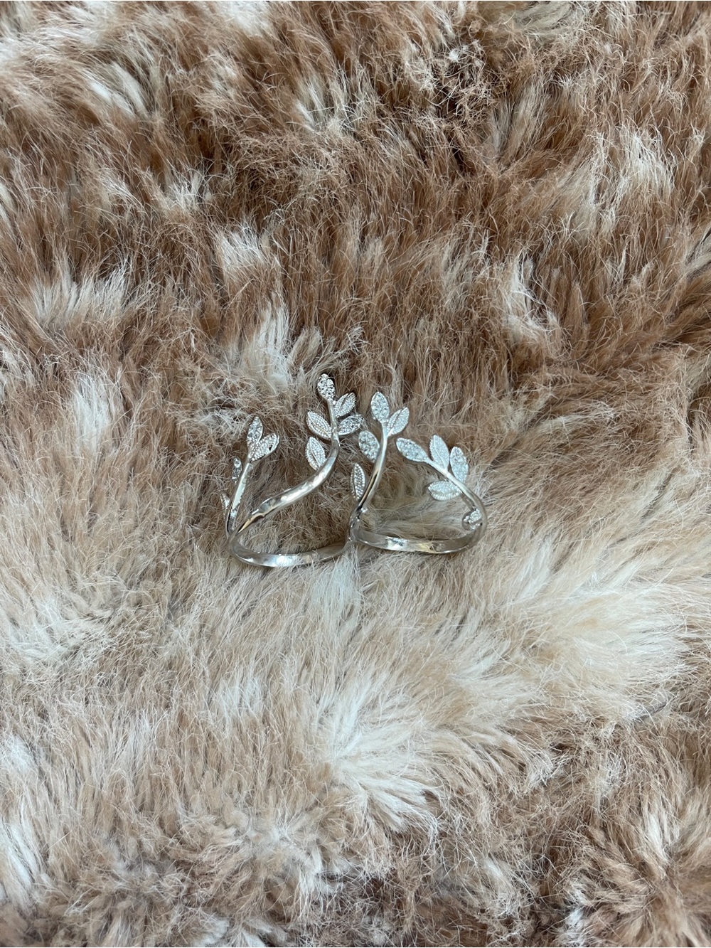 Silver Leaf Vine Two Finger Ring - Elegant Women’s Jewelry